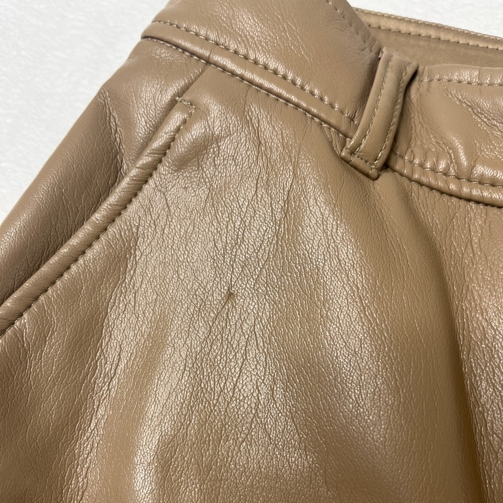 Babaton Aritzia Camel Faux Leather Command Cropped Slacks Sz 6 Chic Office Work - Picture 15 of 15